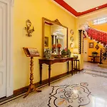Principi D'acaja ホテル 3*
